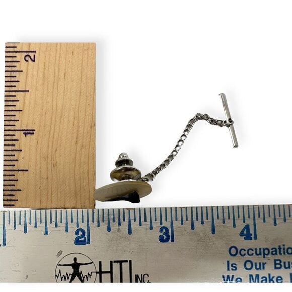 Genuine shark tooth cuff link in a clear box - Picture 6 of 12